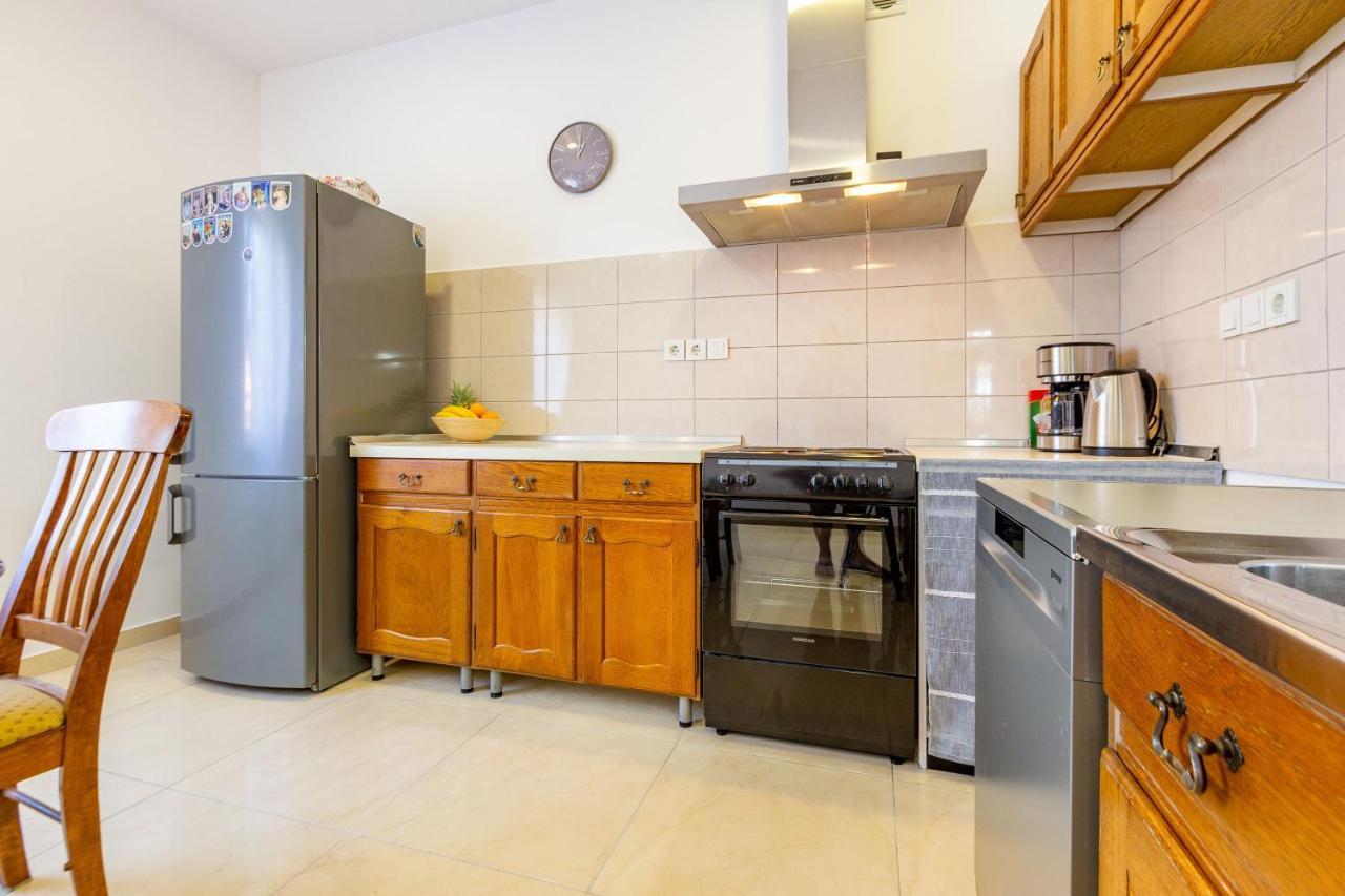 Sjor 2 Bdr Apartment W Grill ซาดาร์ ภายนอก รูปภาพ