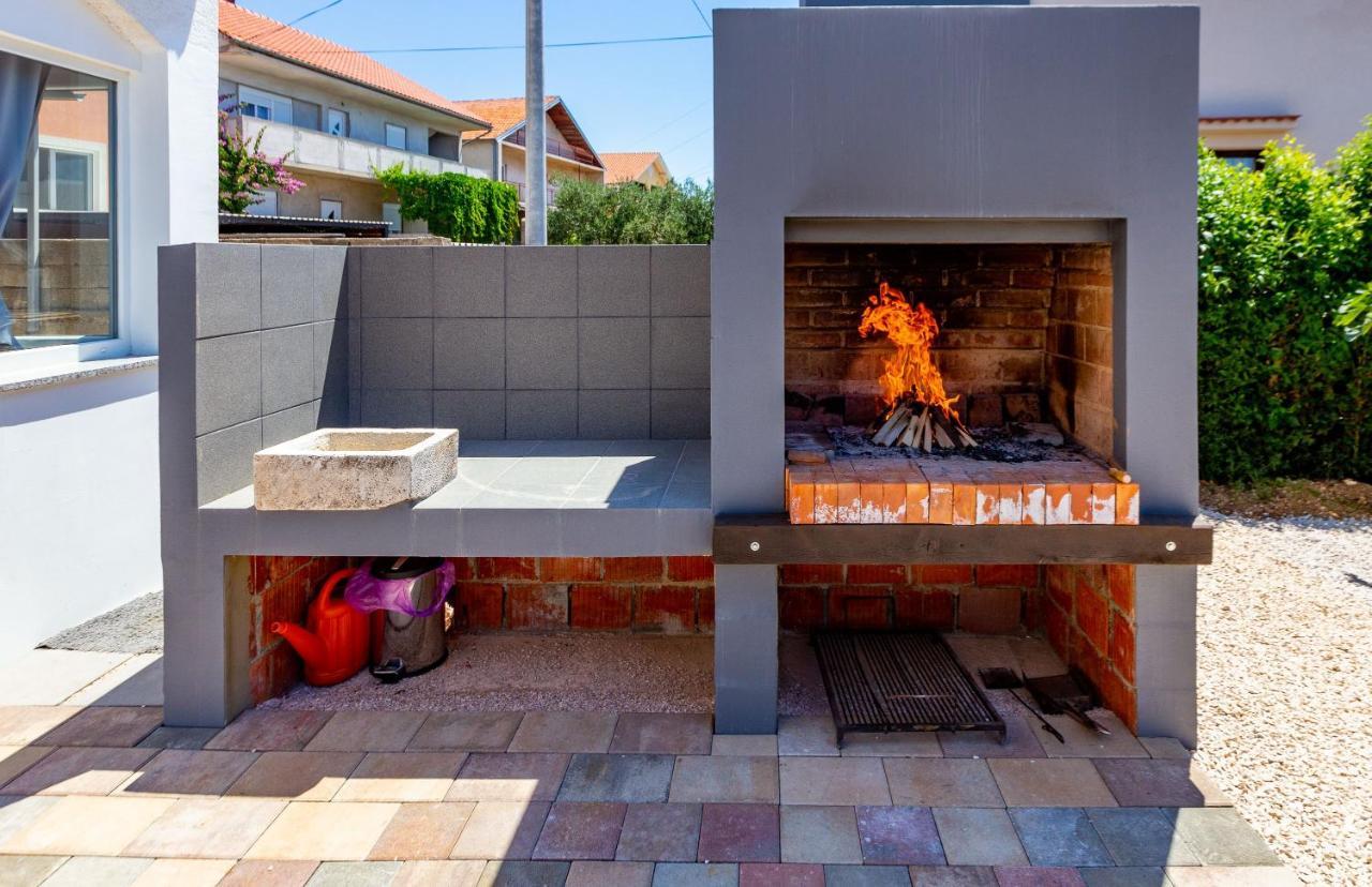 Sjor 2 Bdr Apartment W Grill ซาดาร์ ภายนอก รูปภาพ